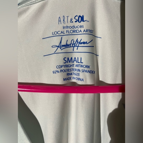 Art & Sol Seahorse design. Breathable Quickdry Top - Picture 5 of 9